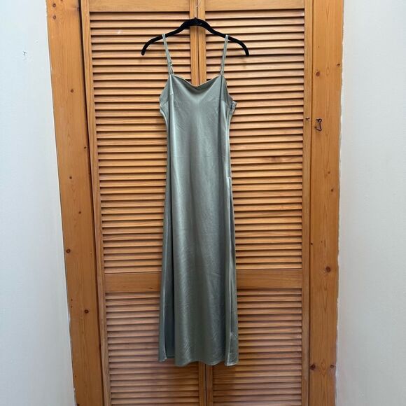 Abercrombie & Fitch Other - Abercrombie & Fitch Sage green maxi dress size small